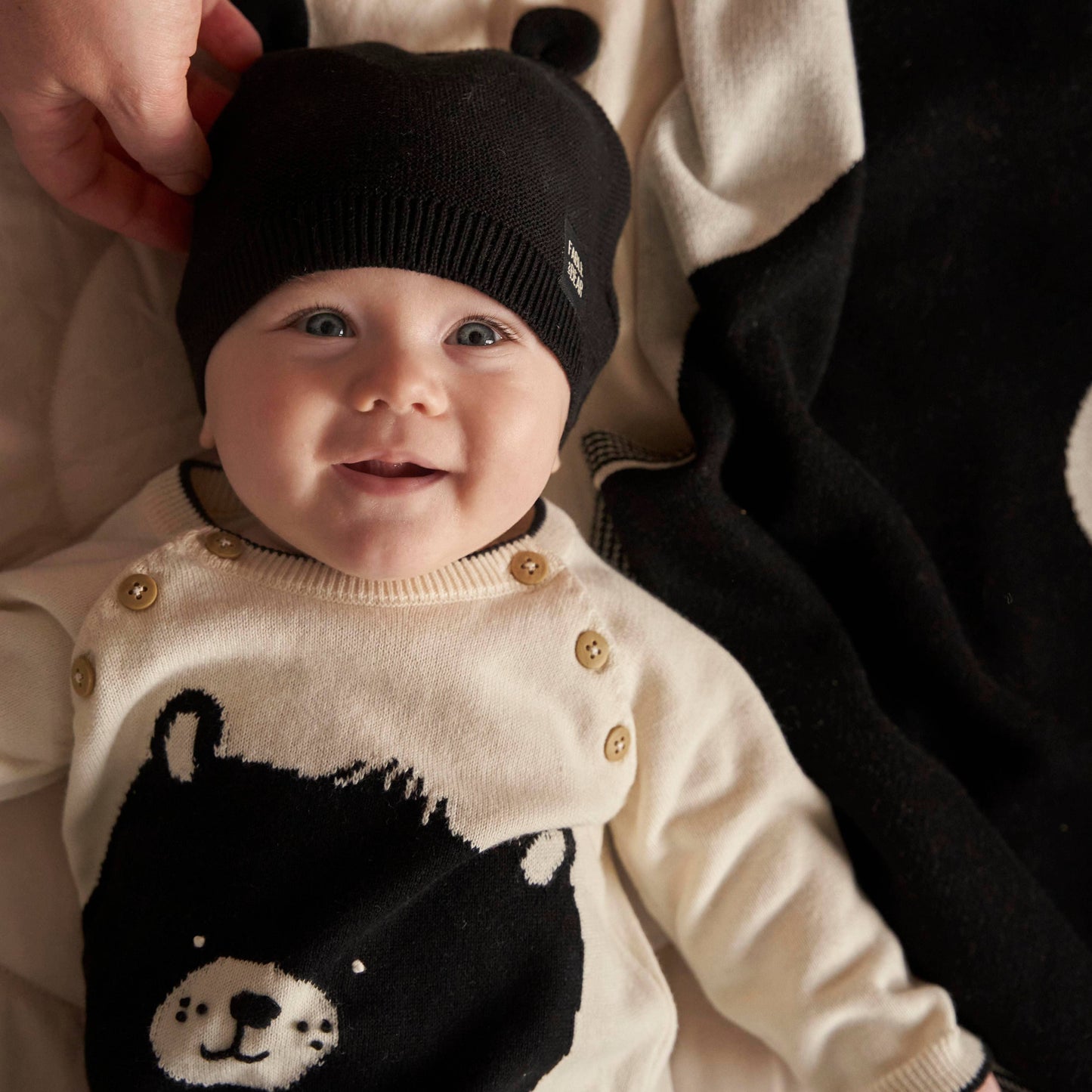Ear-resistible Hat