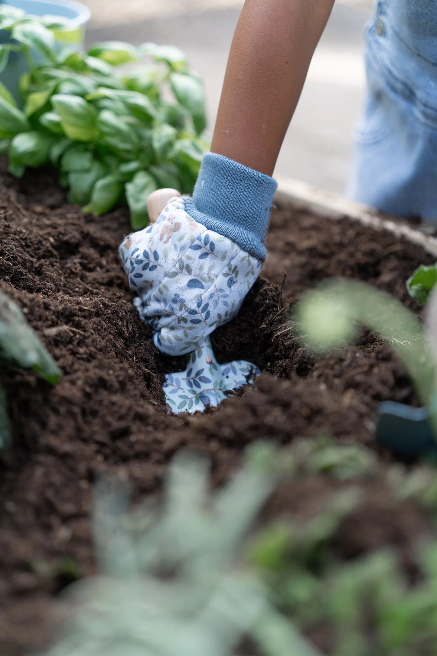 Little Dutch gardening gloves. Forest Friends.