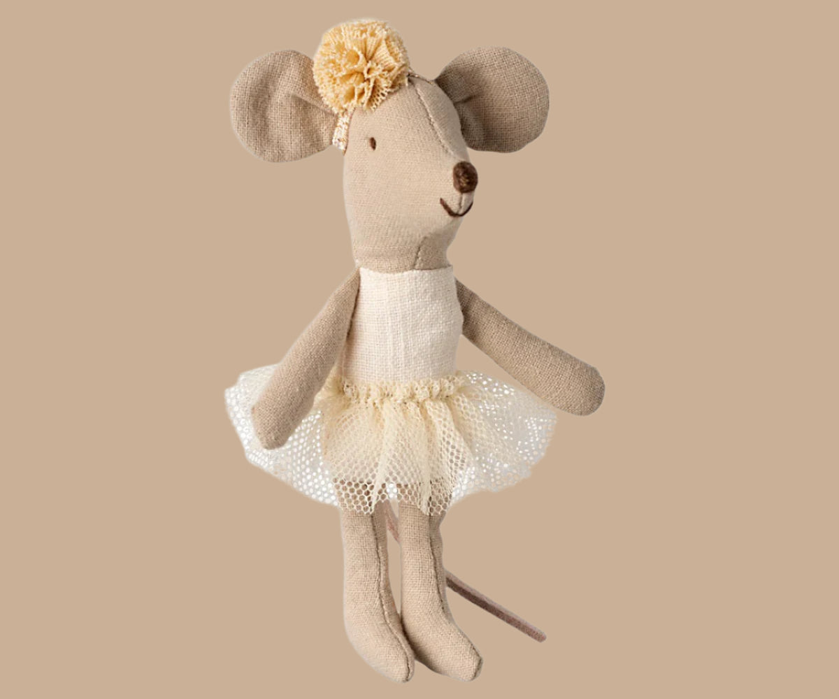 Maileg Little Sister ballerina mouse.