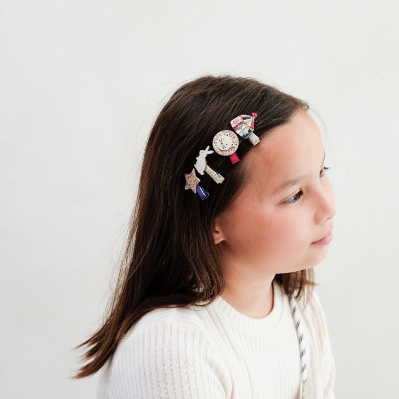 CIRCUS mini clips.
