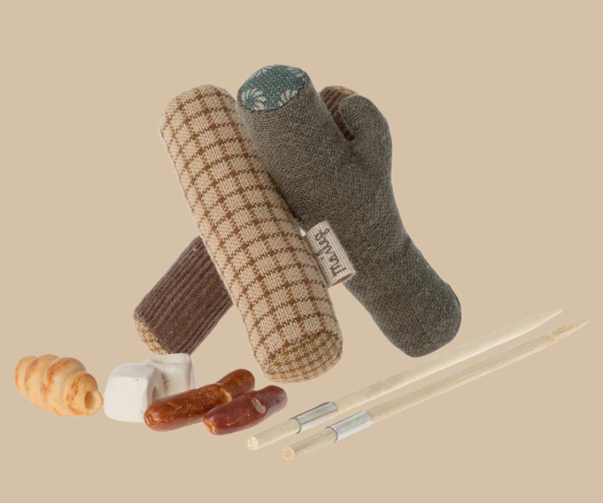 Maileg Bonfire Set - Mouse.