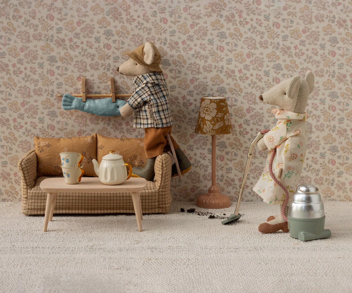 Maileg Couch. Mouse.