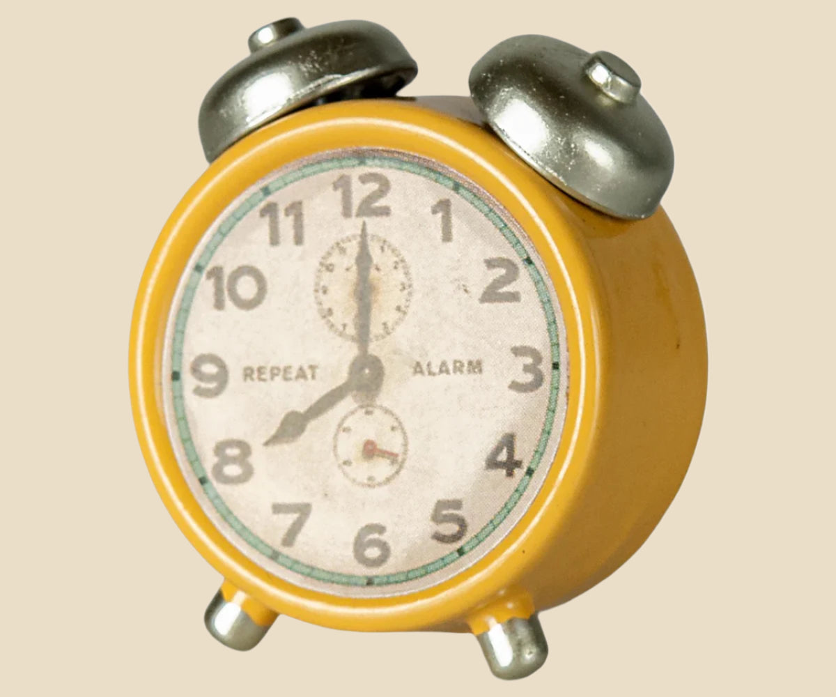 Maileg - Alarm clock Yellow. Mouse.