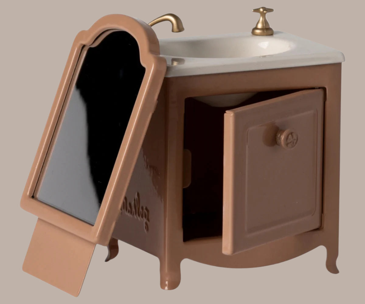 Maileg - sink dresser. Dark Powder. Mouse.