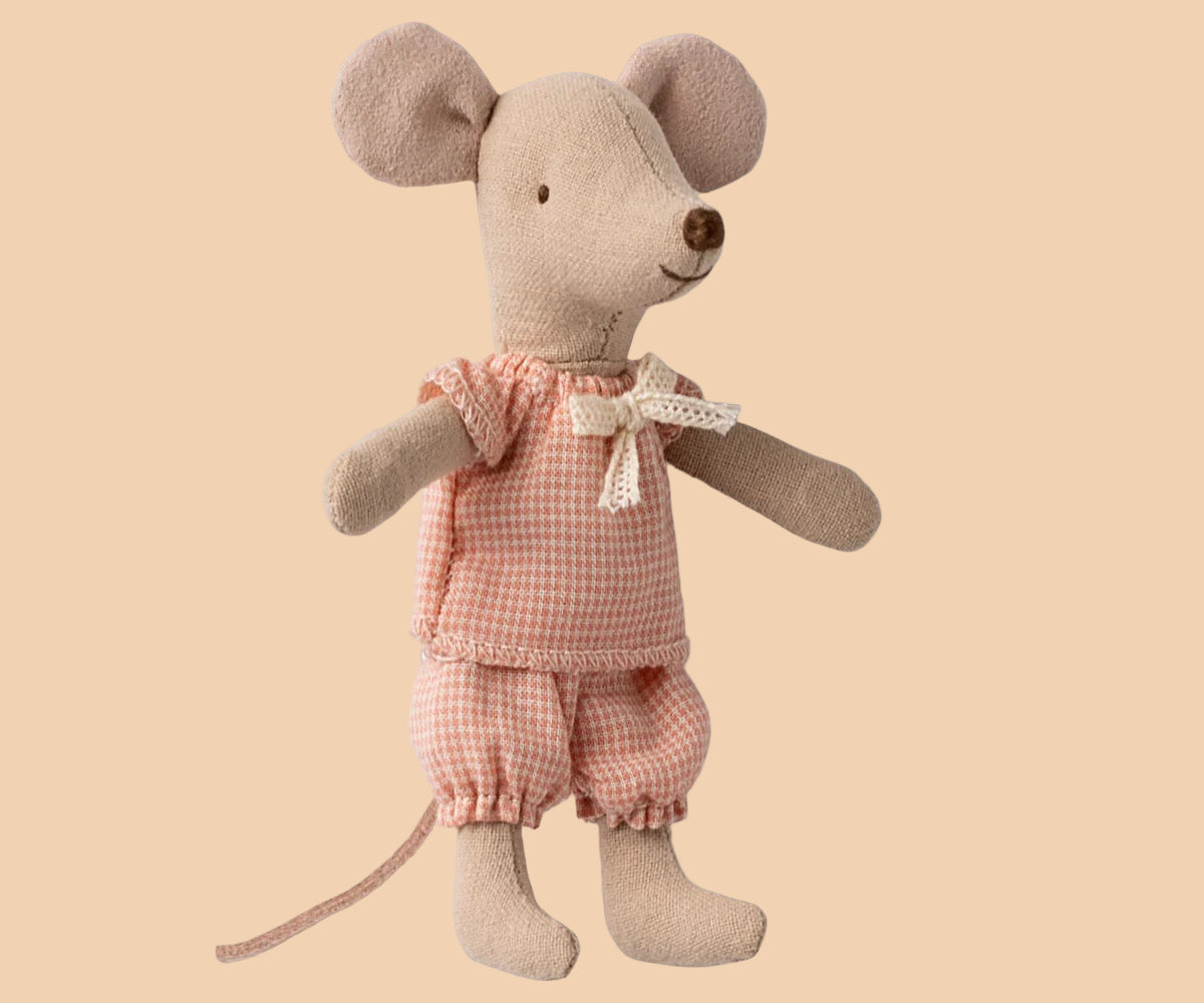 Maileg. Little Sister Mouse in matchbox.