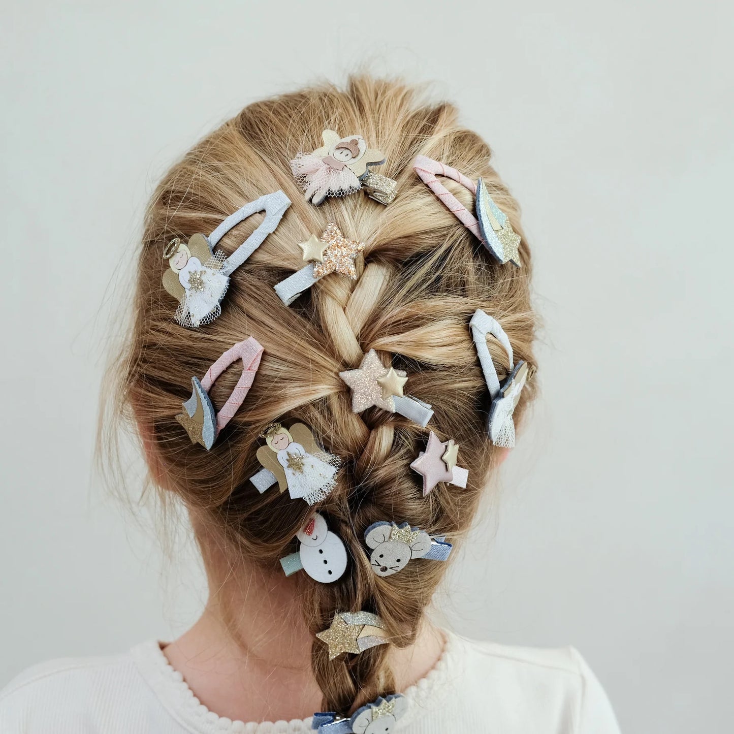 Mimi and Lula. Angel clips.