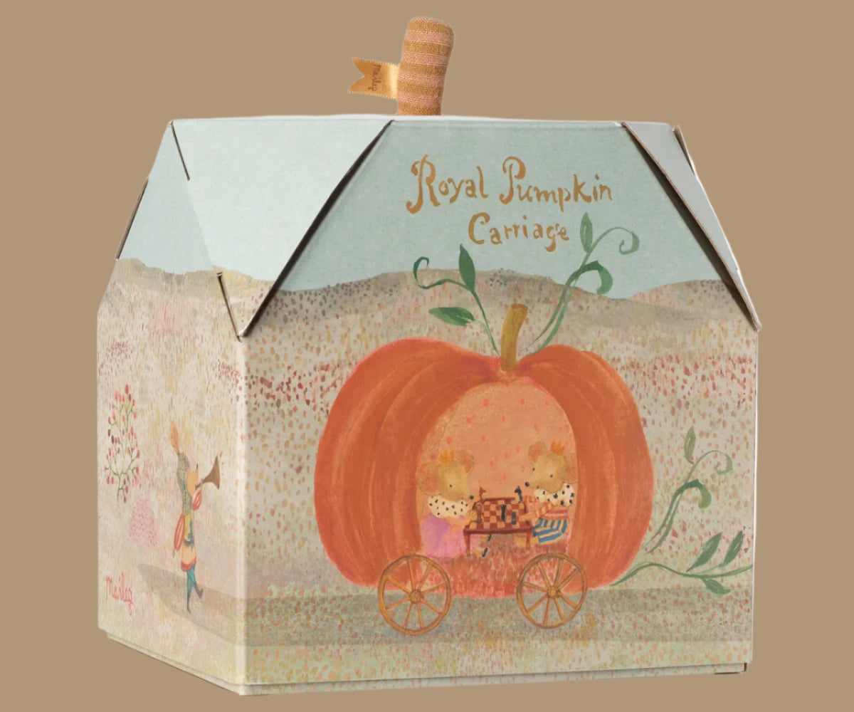 Maileg - Pumpkin Carriage. Mouse.