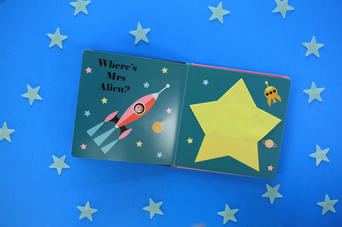 Felt Flaps: Where's Mr Astronaut?