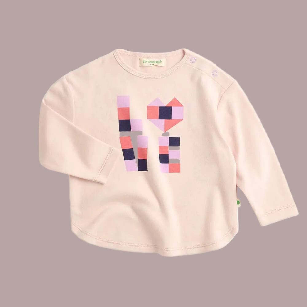 The Bonnie Mob - LOVE Print Curve Hem T-Shirt.