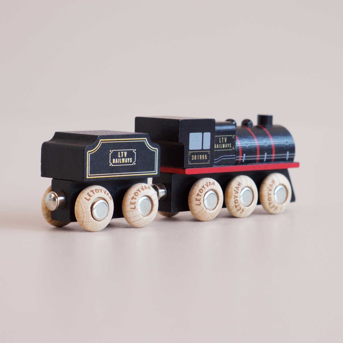 No. 49 GT295 Francis the Locomotive.