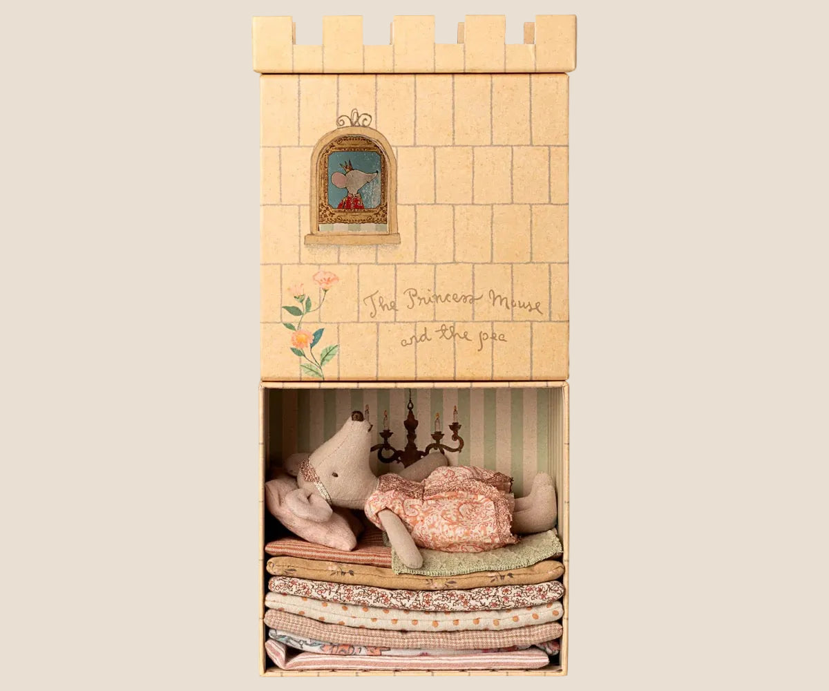 Maileg. The Princess and The Pea Mouse.