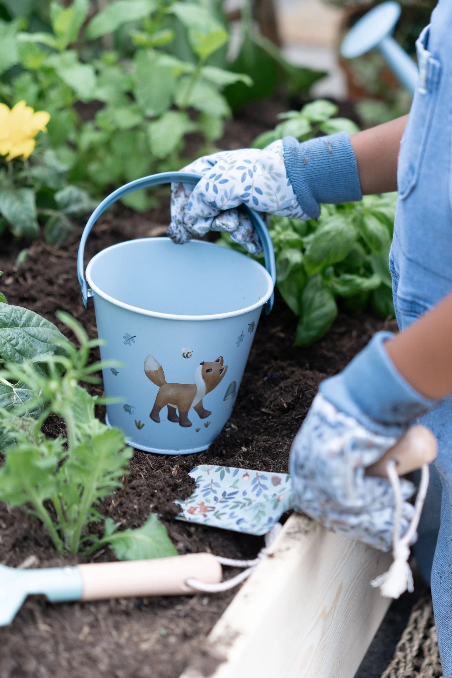Little Dutch gardening gloves. Forest Friends.