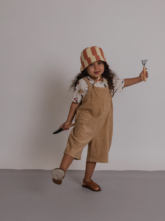 Organic Zoo. Wheat Terry Cropped Dungarees.