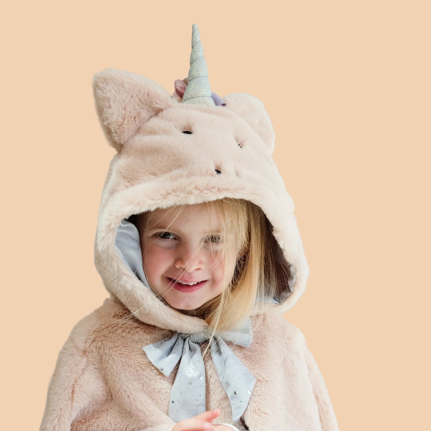 Mimi and Lula. Unicorn cape. 3-10 years.