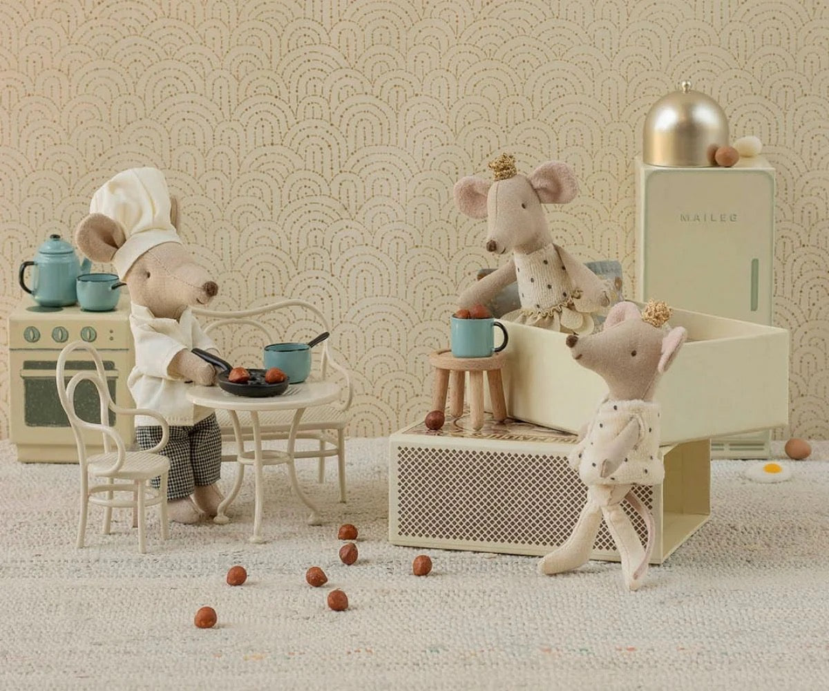 Maileg. Royal Twin Mice in matchbox.