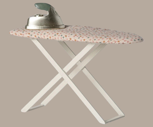 Maileg Iron and Ironing Board - Mouse.