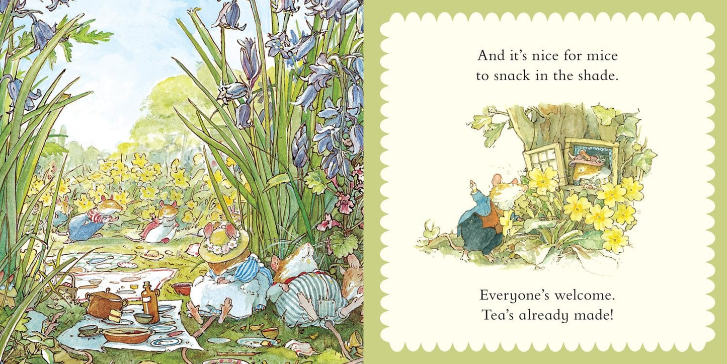 Brambly Hedge. Nice for Mice. Board Book.