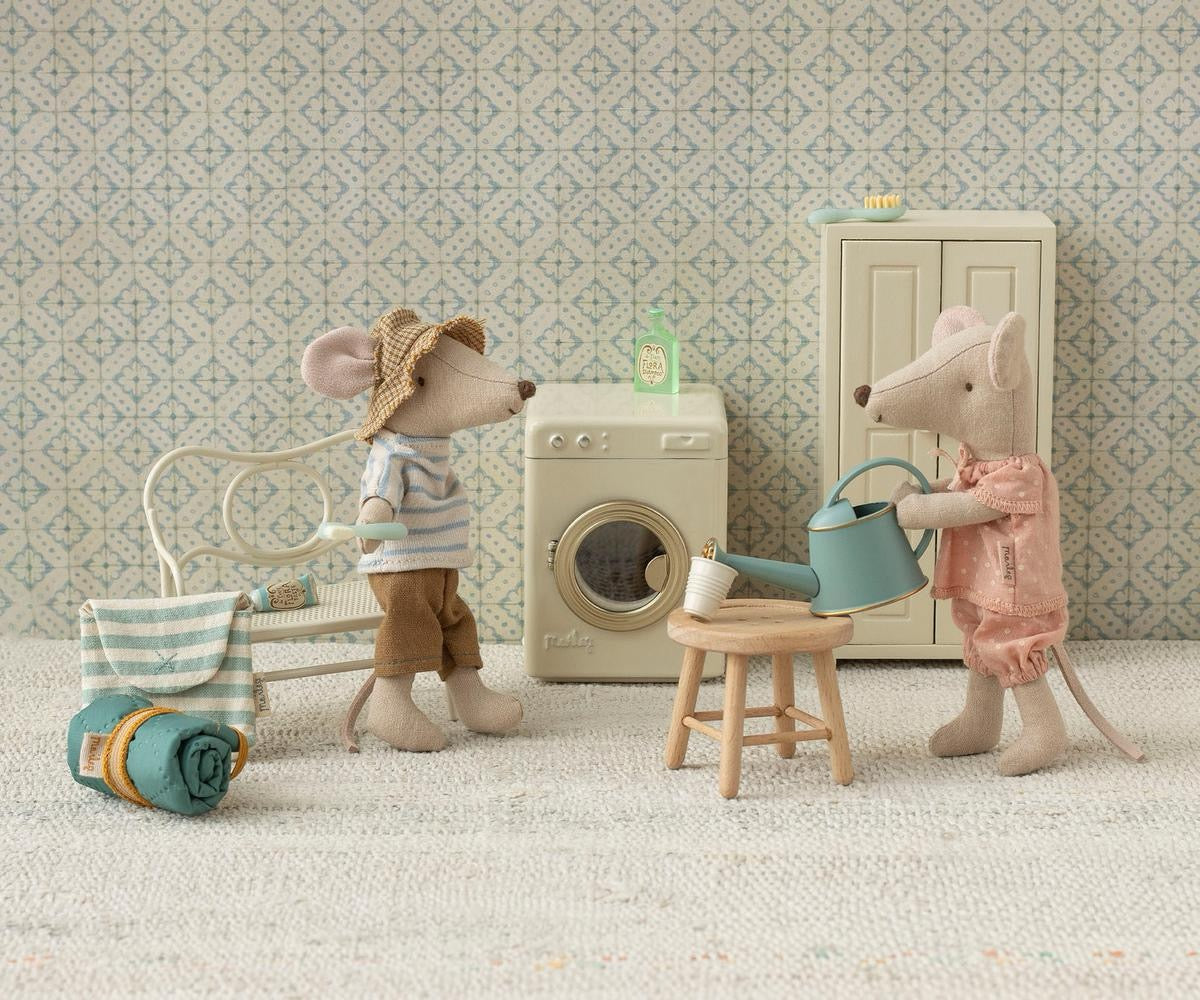 Maileg. Big Sister Mouse in matchbox. New In.