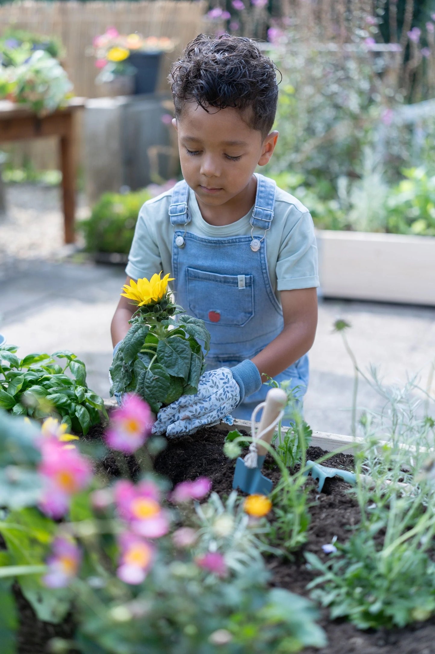 Little Dutch gardening gloves. Forest Friends.