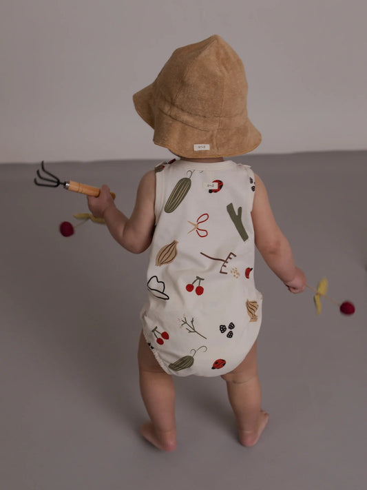 Organic Zoo. Grow and Gather Sleeveless Bodysuit.