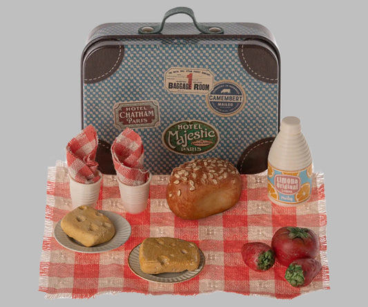 Maileg Picnic Set. Mouse.