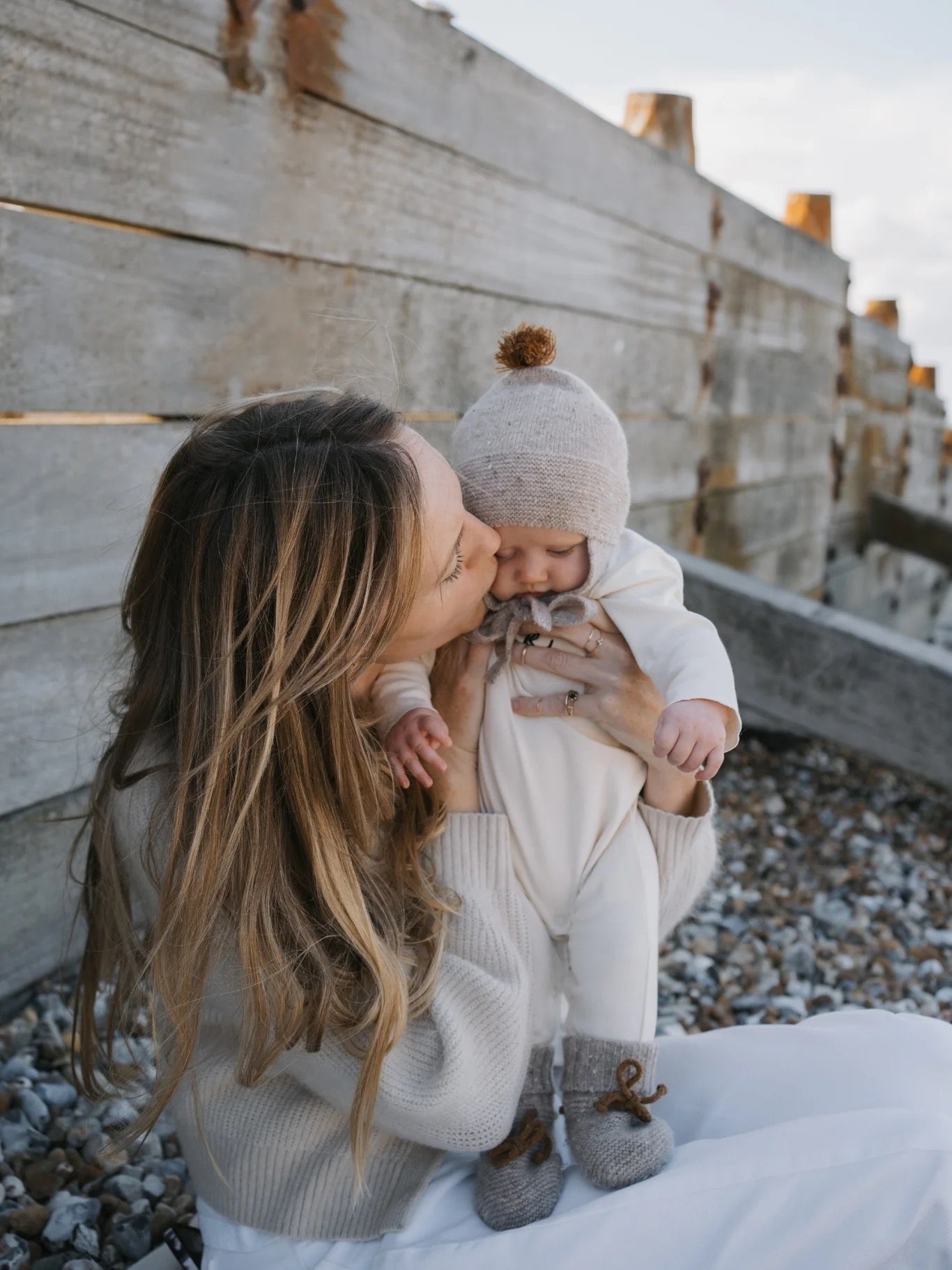 Organic Zoo. Oatmeal Contrast Tassel Hat.