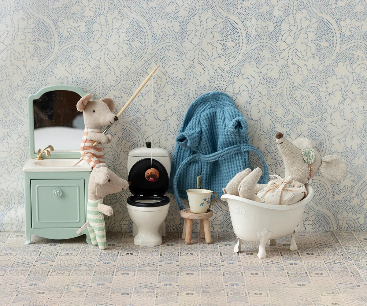 Maileg - bathtub. Mouse.