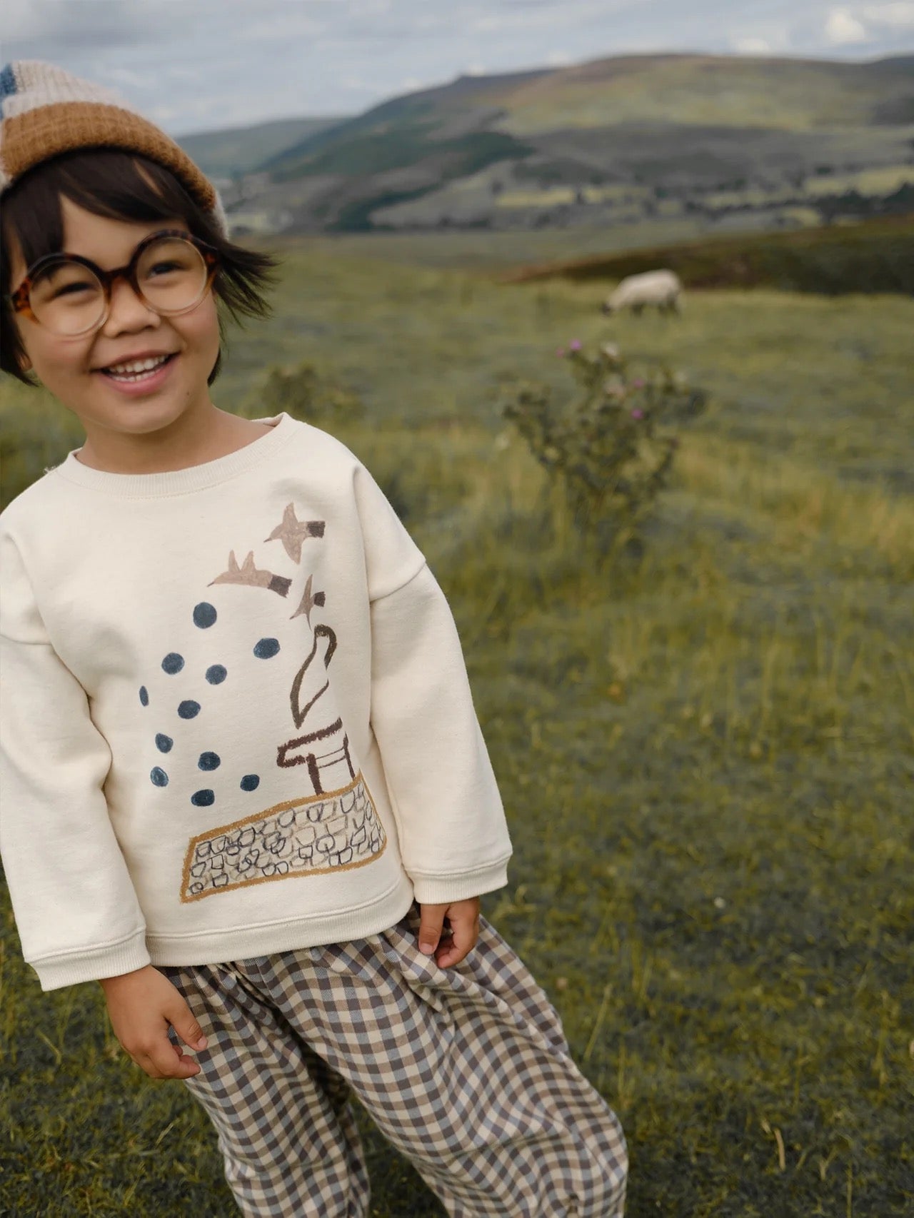 Organic Zoo - Rooftop Gathering Sweatshirt. – pjandthehare
